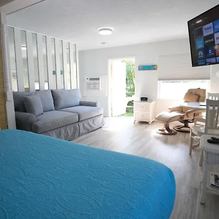 Beachpoint Cottages Siesta Key Exterior photo